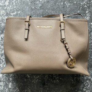 Michael Kors Jet Set Saffiano Leather Tote Bag